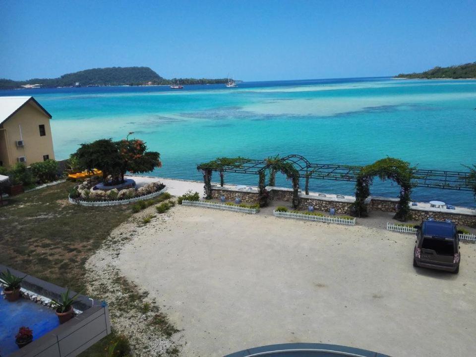 Crystal Beach Hotel Port Vila Exterior foto